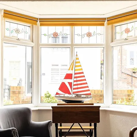 Feriehus Mid-century Seascape 3-bed Free Parking Scarborough