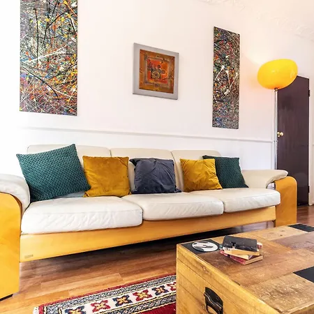 Mid-century Seascape 3-bed Free Parking 度假居 斯卡伯勒