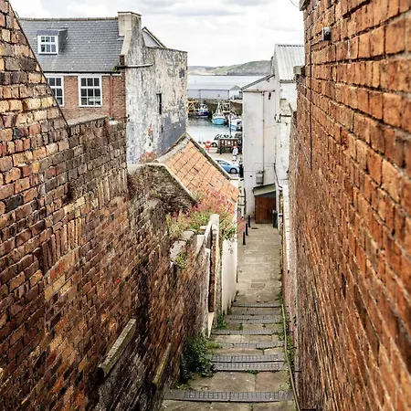 Mid-century Seascape 3-bed Free Parking *