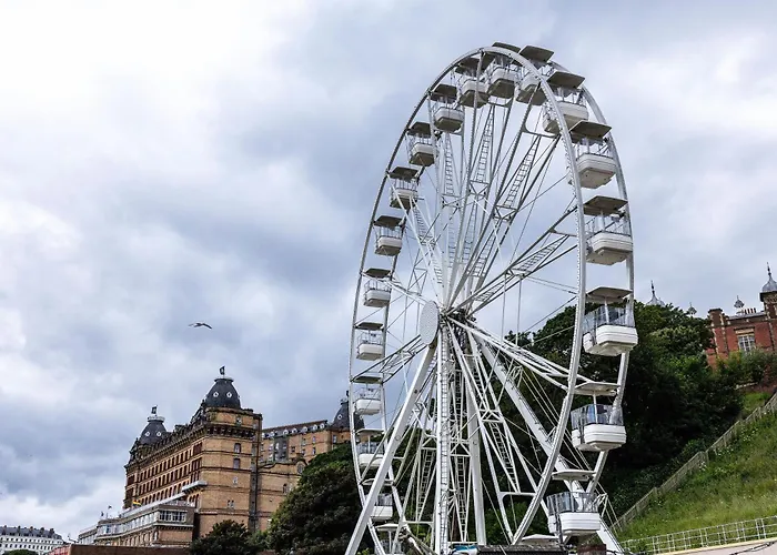 Semesterbostad Mid-century Seascape 3-bed Free Parking